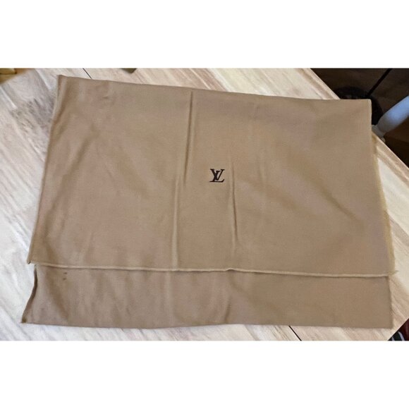 Louis Vuitton Damier Marais PM Bucket Bag - Picture 5 of 16